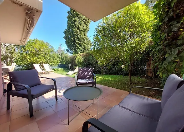 Apartment La Salis 3 Chambres, Jardin - 3 Bedrooms *