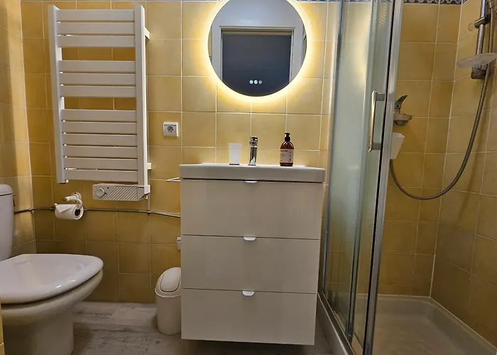 Apartment La Salis 3 Chambres, Jardin - 3 Bedrooms *